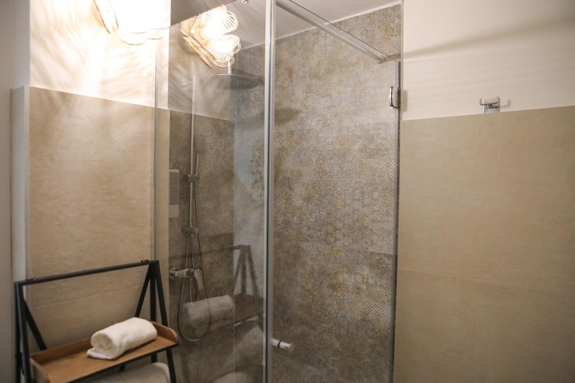 Luxury Regina 14 Lägenhet Bari Exteriör bild